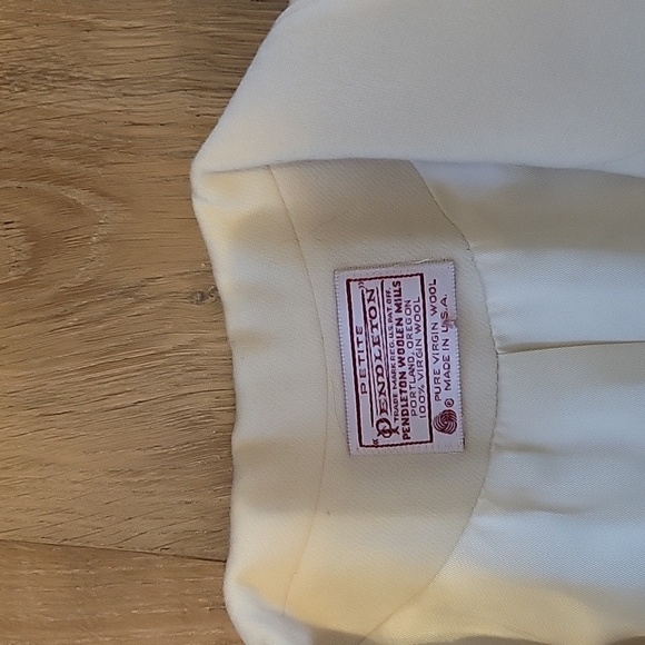 Pendleton Ivory Wool Blazer - Picture 3 of 8